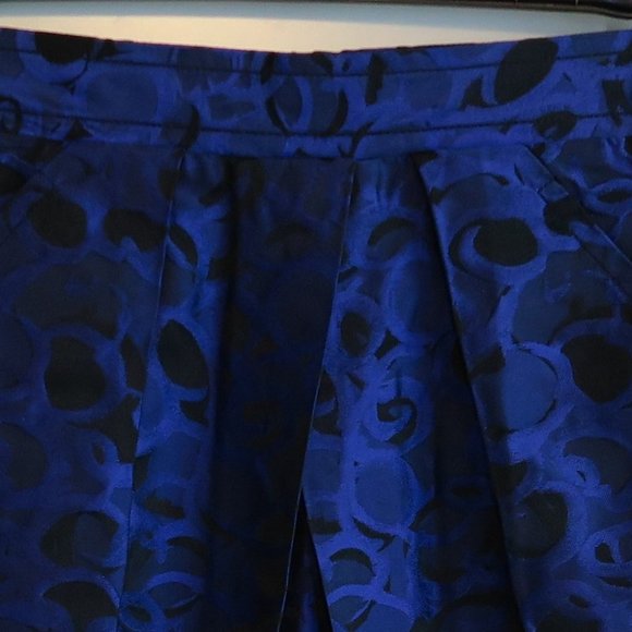 NWT St. John Cobalt/Caviar Evening Satin-Sheen Skirt Size 2 MSRP $695